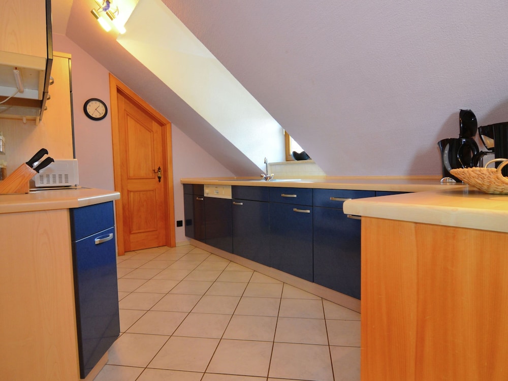 Homely Apartment with BBQ in Riedenburg Prunn near Forest, photo 14