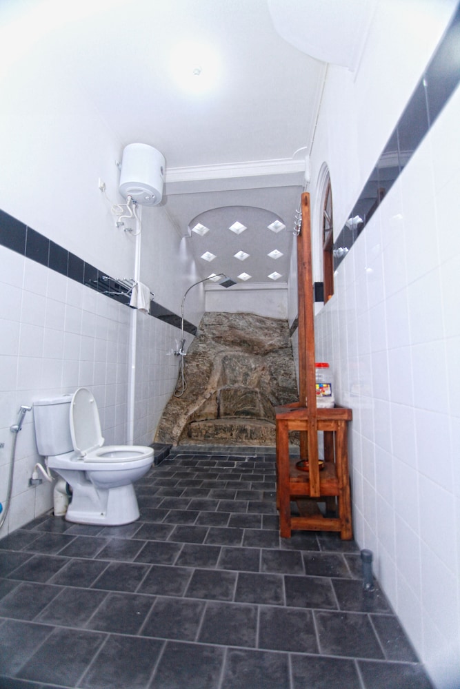Rockwood Villa