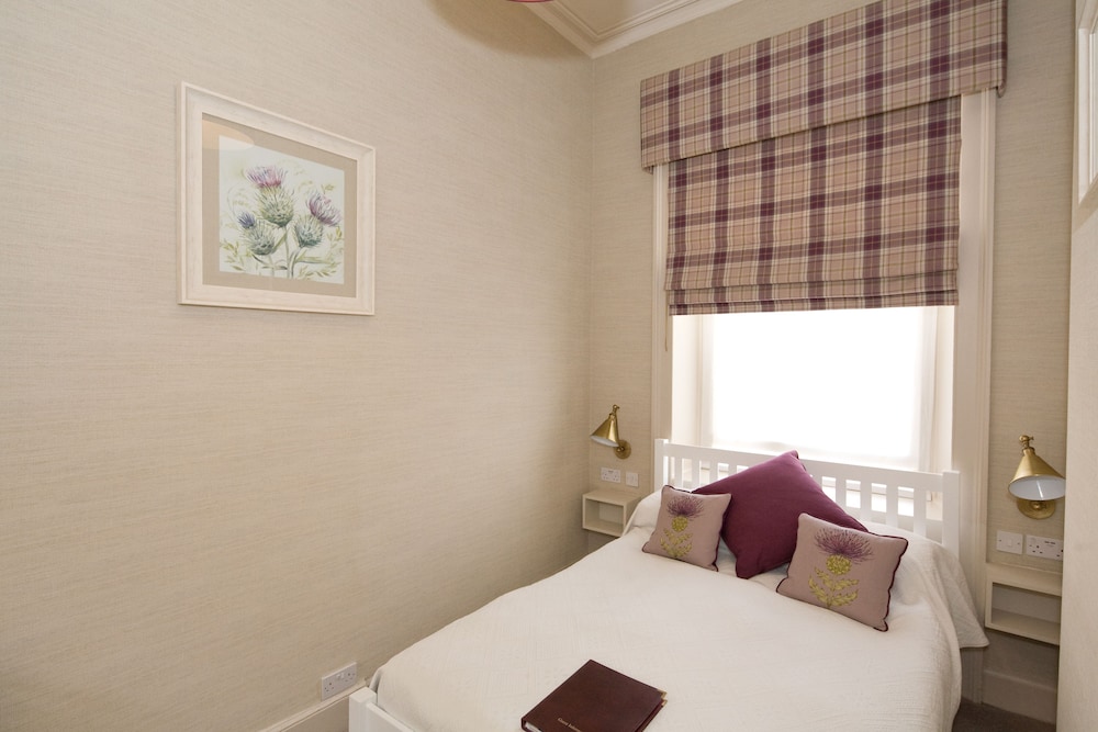 Sherwood Guest House view 4