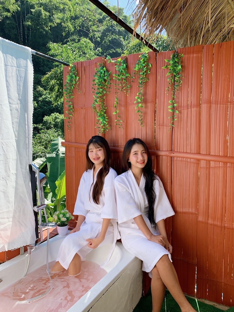 Baan Suan Pha Mi