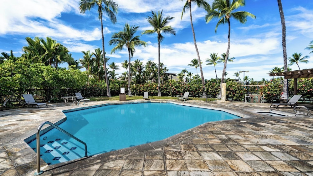 Sunset & Golf Course Views - AC & Wifi - Shady Lanai! - Vrkcv