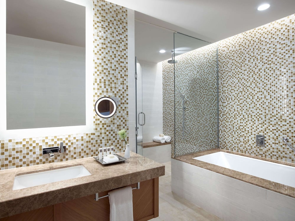 Swissotel Living Al Ghurair