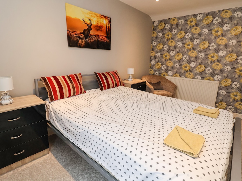 2 Stoneleigh Cottage