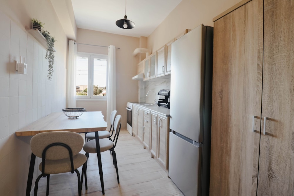 Citylight Apartment by Corfuescapes