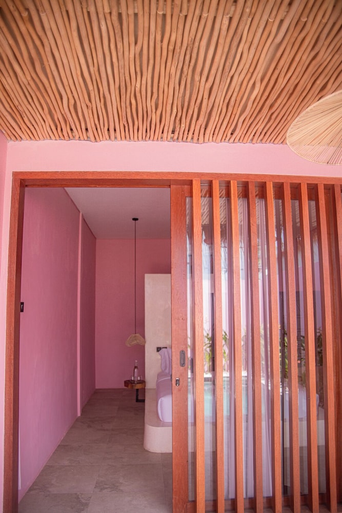 The Hyde Boutique Hotel