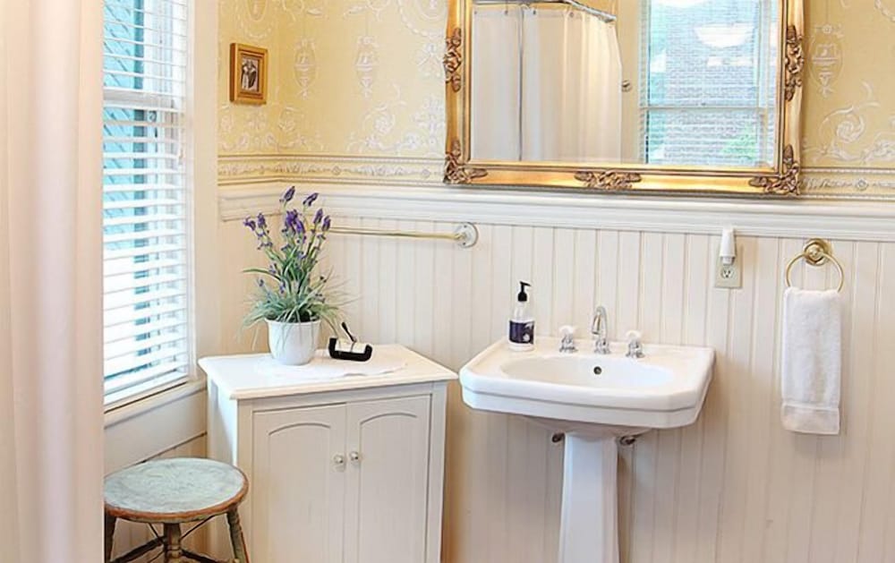 Double Oaks Bed and Breakfast, photo 28