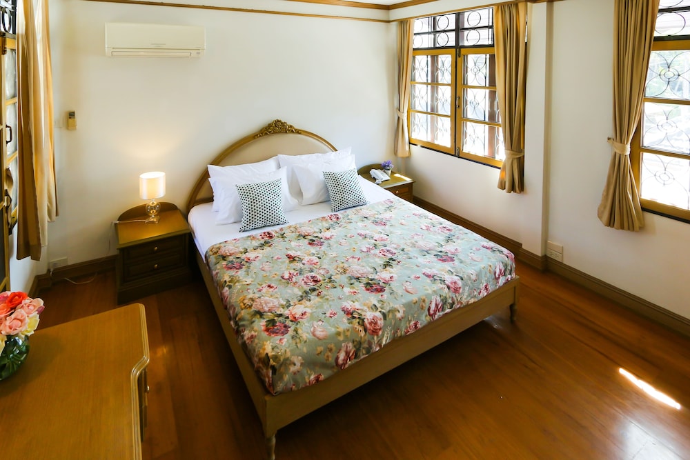 Villa de Nimman