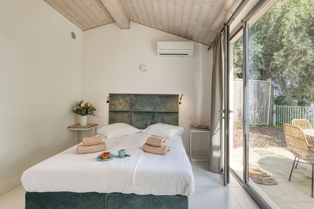 Holiday Resort Balzi Rossi