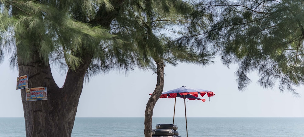 Baan Thew Lom Cha-Am Huahin by D-light