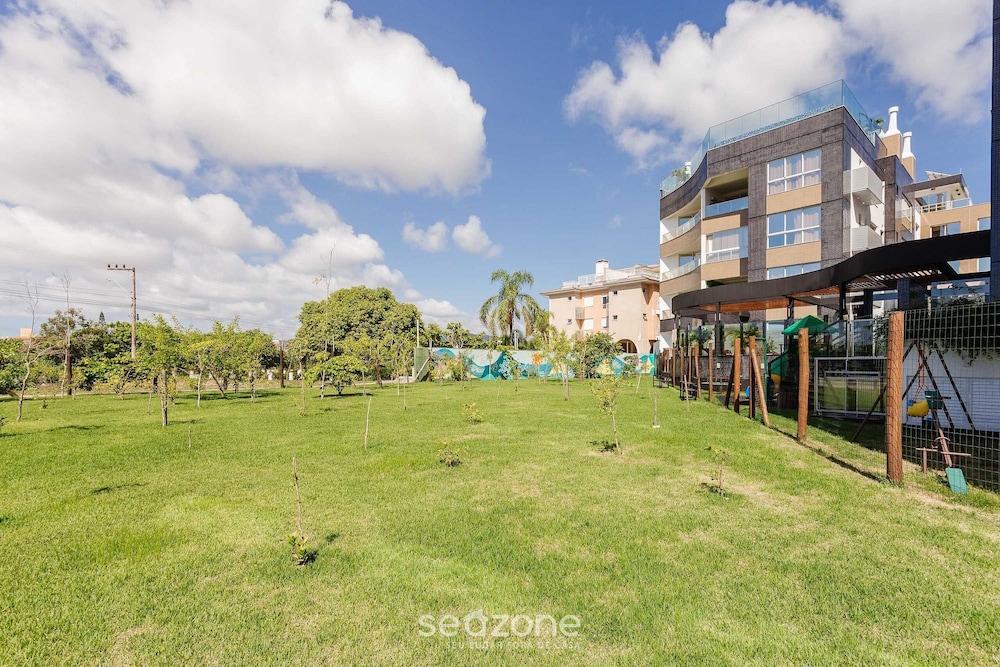 Full Apartment at Ingleses Beach-sc Gge203