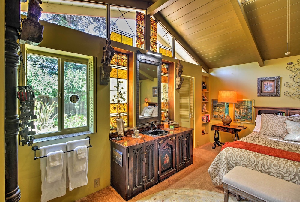 Converted Barn in Sebastopol w/ Private Patio! view 4