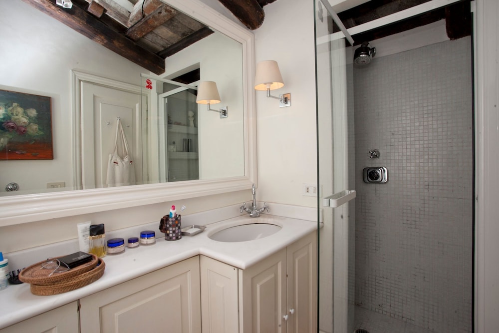 Wonder Princely Penthouse
