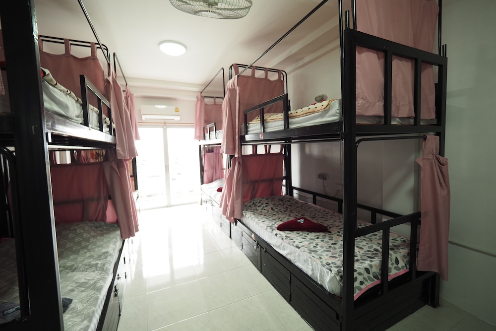 Arisa Hostel