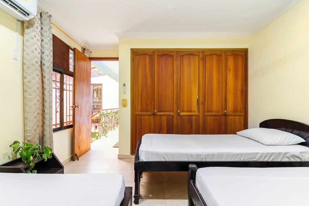 Hostal Cartagonova
