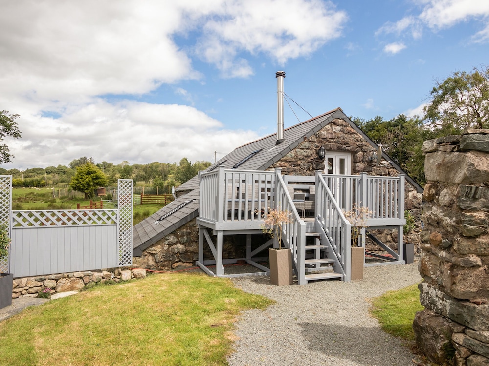Hendre Cottage