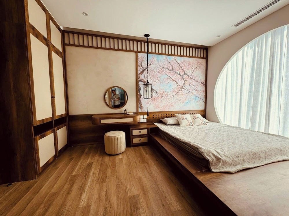 Sakura Homestay - Landmark Ecopark