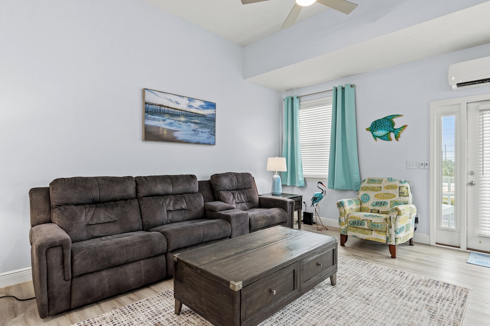 Sago by the Sea: 2-bed, 2.5-bath Retreat Steps From the Beach, Sleeps 7!