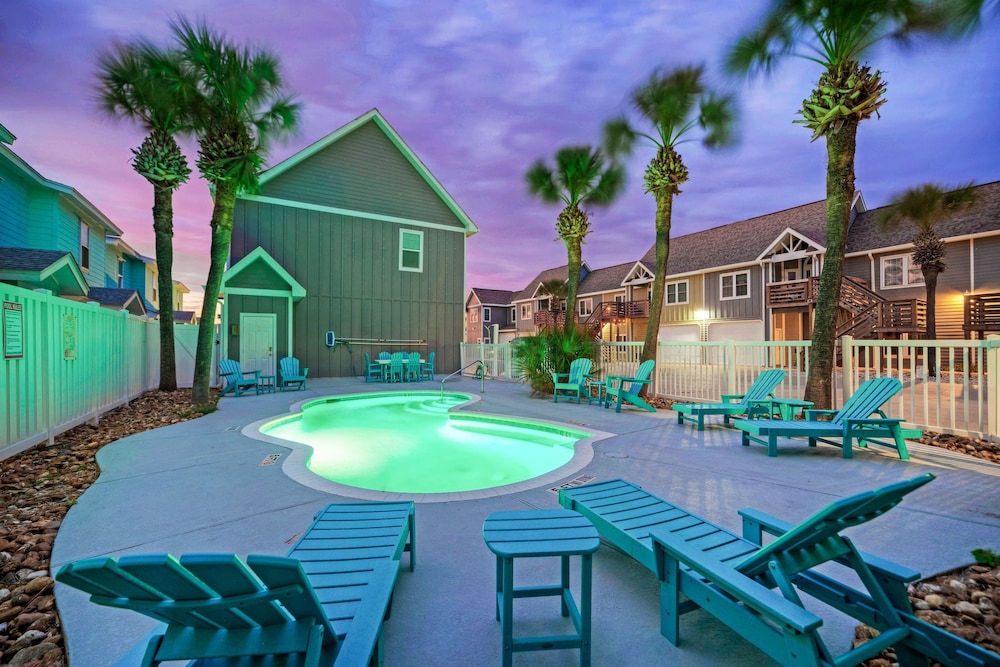 11th St Faith Harbor 8 - Salty Seas