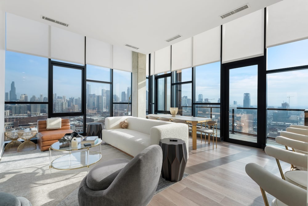 3 Top Notch Penthouses Ideal for Large Groups