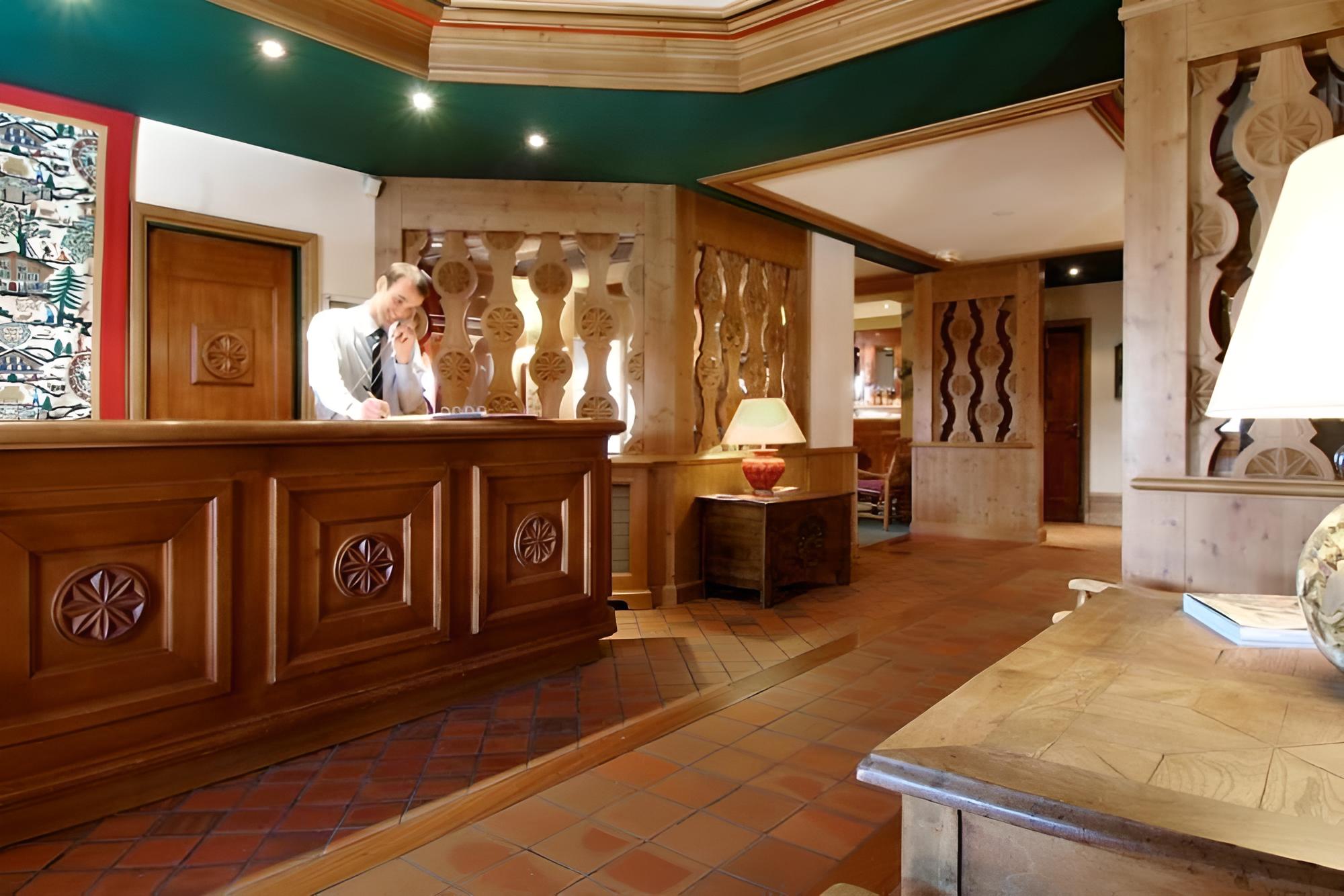 Les Allues Vacations - Hotel Alba - Property Image 3