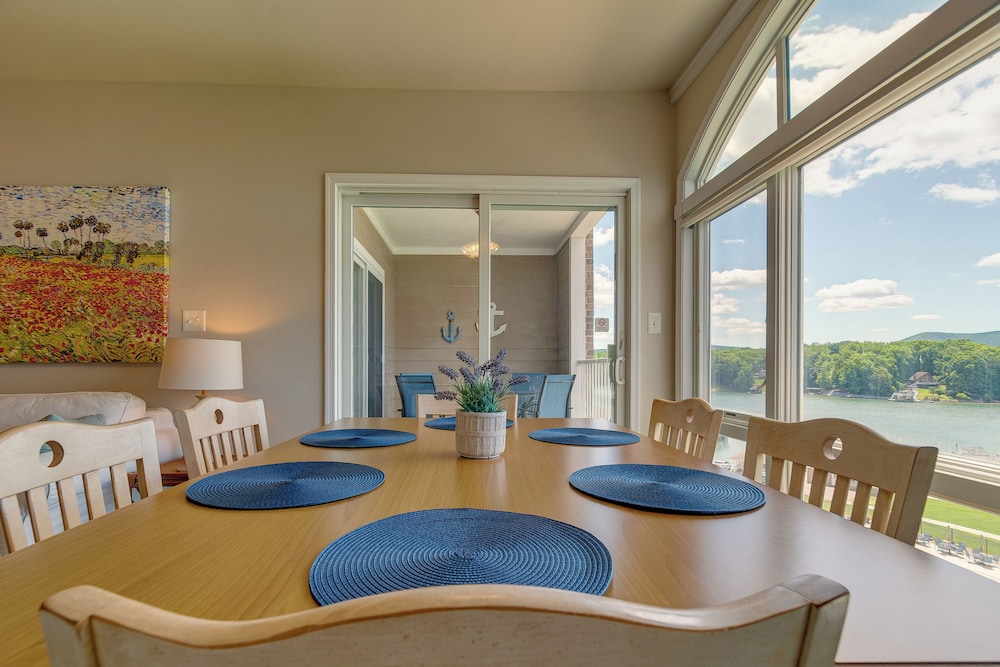 Community Pools & Beach: Smith Mountain Lake Condo