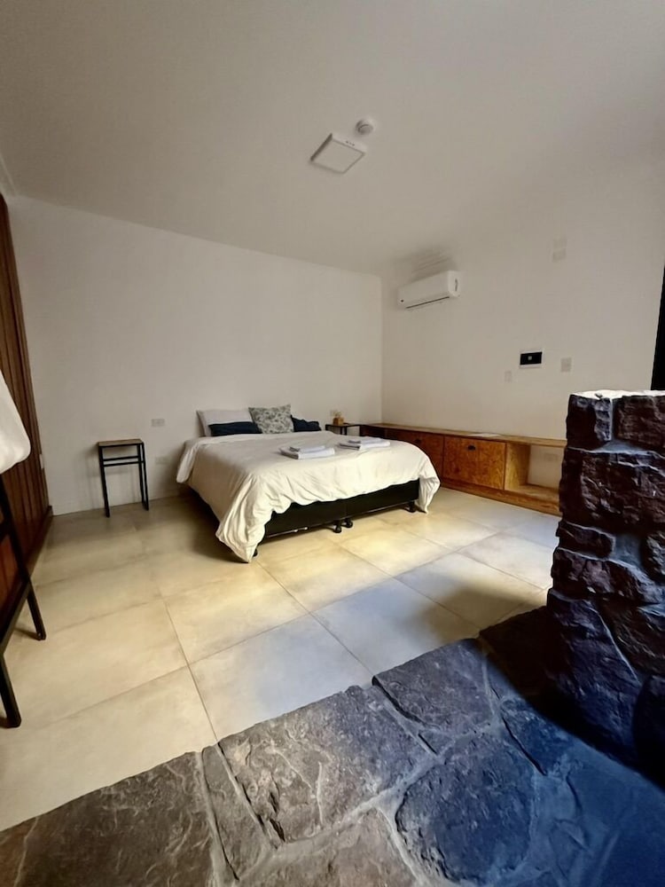 Clivias Hostel
