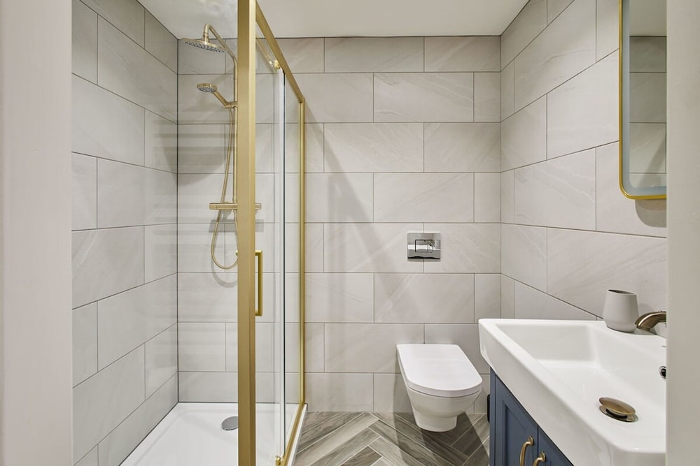 Host Stay Sea Salt Apartment