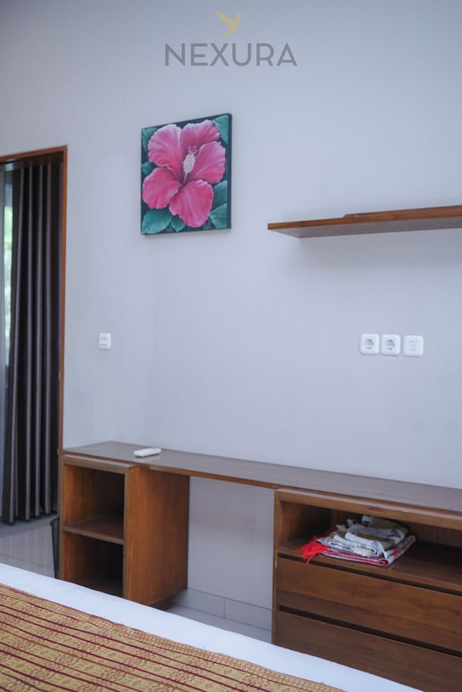 Jambu Klutuk Resort