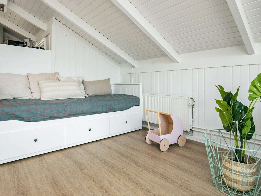 10 Person Holiday Home in Lokken