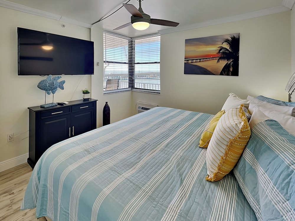 Lovers Key Beach Club 202 view 3
