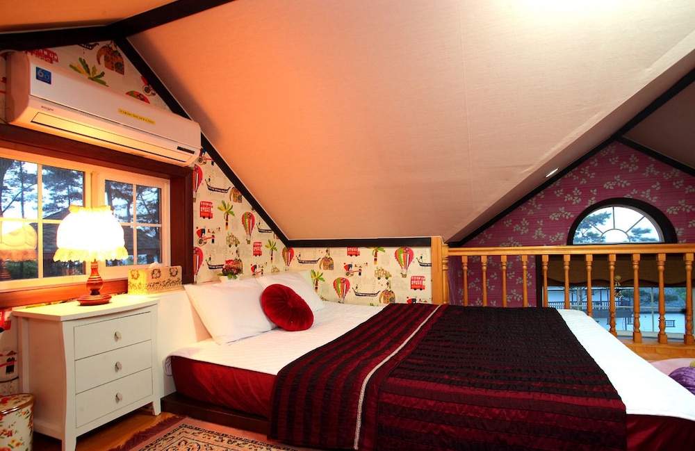 Petit Maison Pension