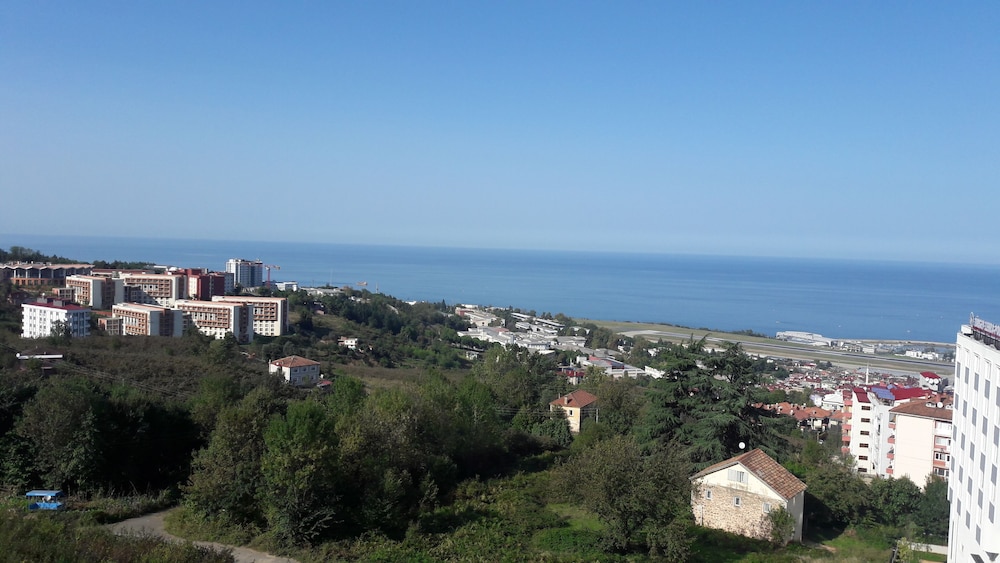 Karabina Apart