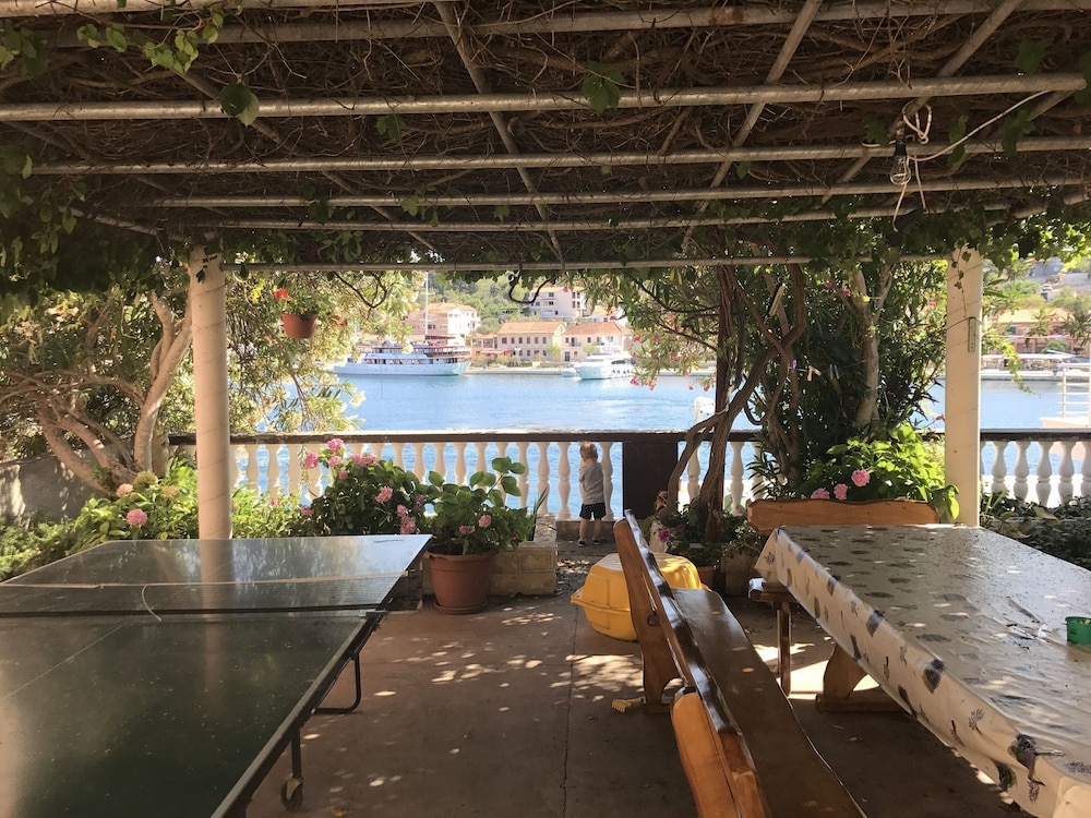 Svetka - 10m From the sea - A8 view 4