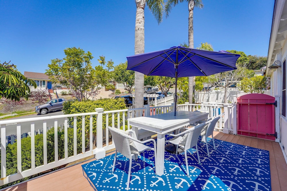 Coral Cottage