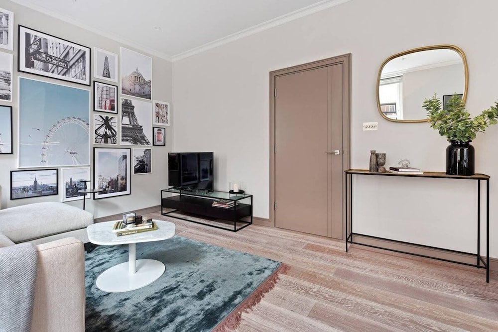 Lovely 2 Bed near Covent Garden & Tube