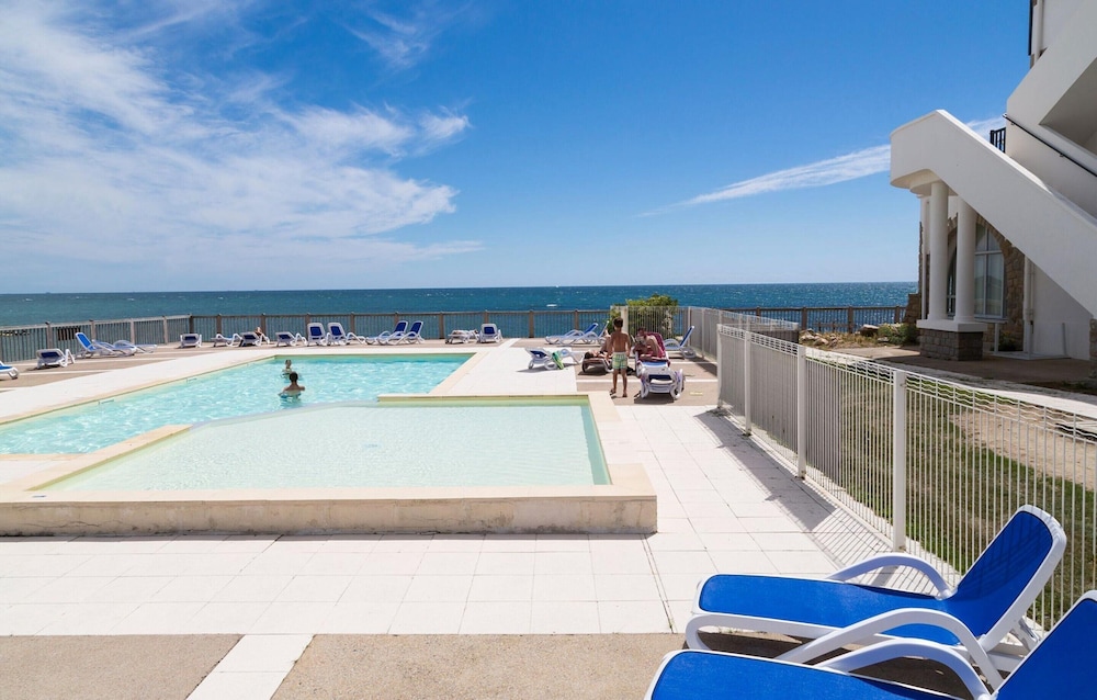 Coastal Stay Near Salt Marsh Trails