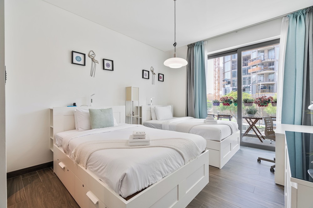 PVH - Serene 2BR - Sobha Hartland Greens