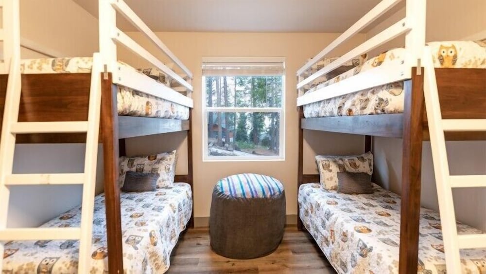 Scenic Wonders Half Dome Loft 3 Bedroom view 5