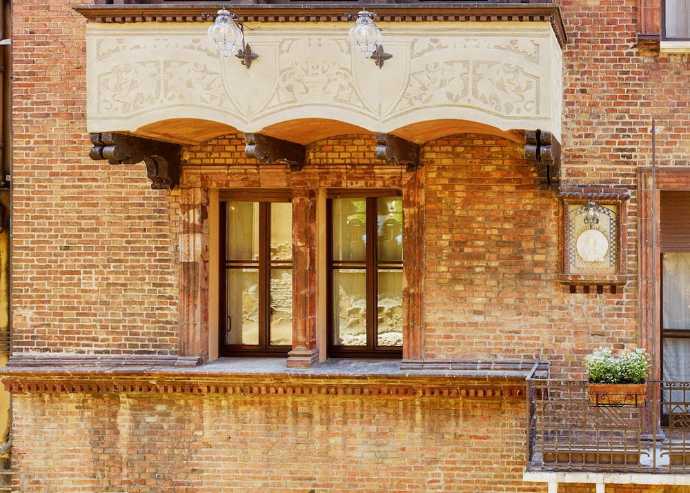 Casa Schirolli