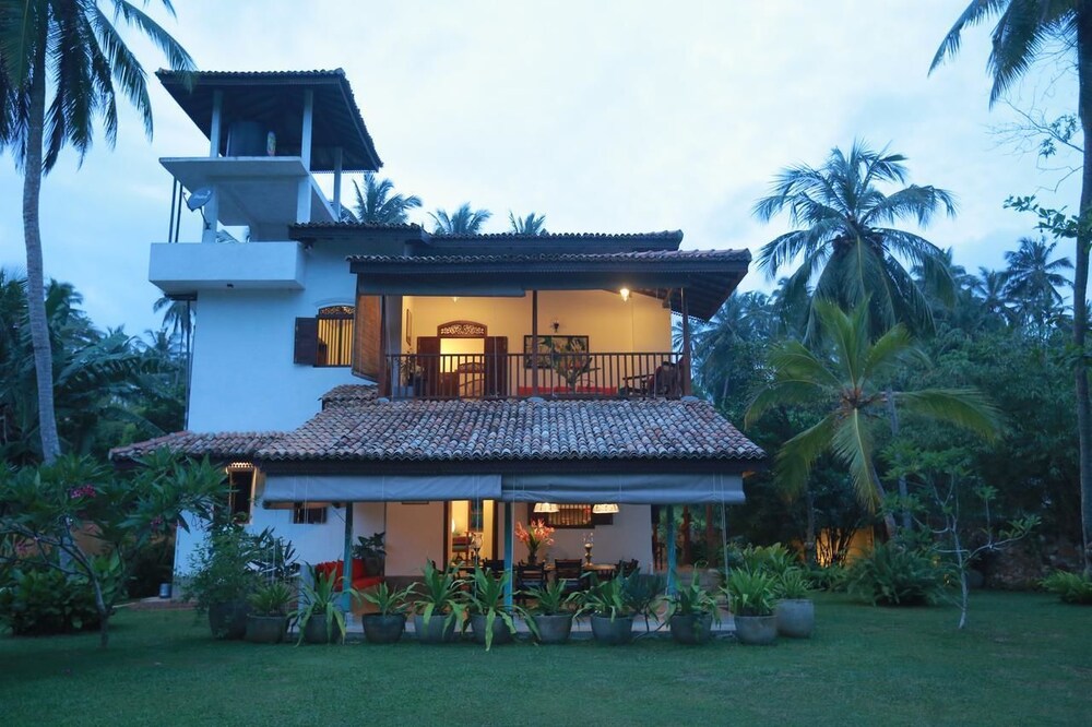 Photo 6