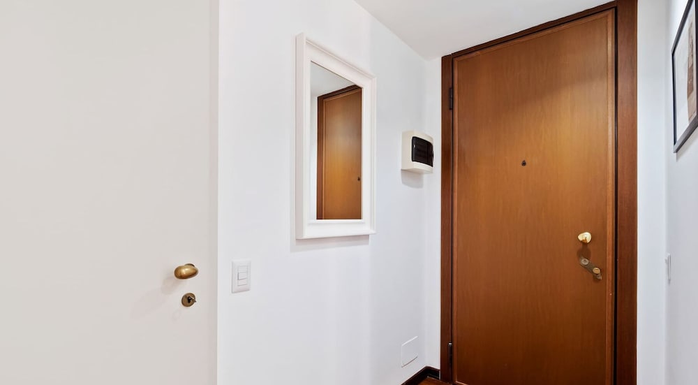 Modern Split Level Apartment