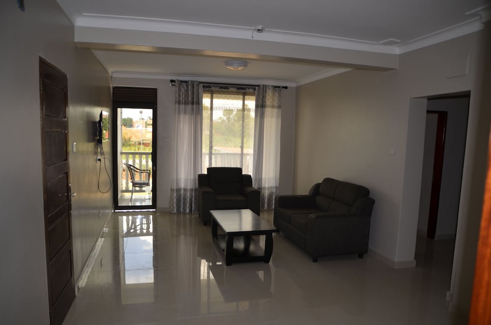 Hope's Apartments view 4