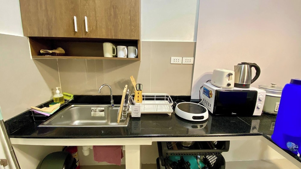 Peaceful 2BR Home in Gensan - AC, Wifi, Netflix, Patio & Free Parking