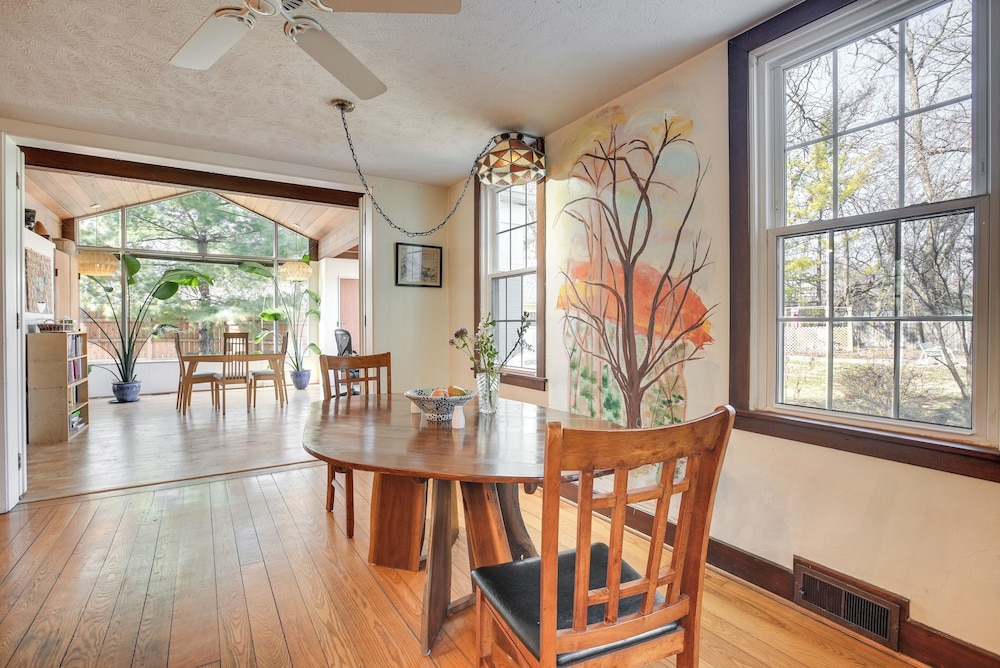 Spacious & Updated Farmhouse in Yellow Springs