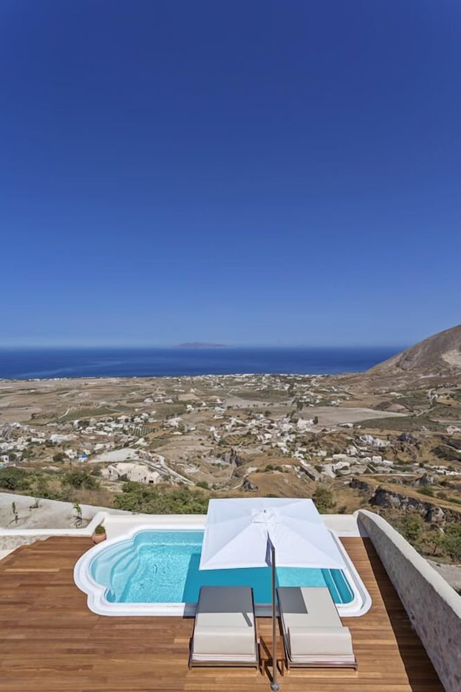 Kamini Santorini Luxury Villas