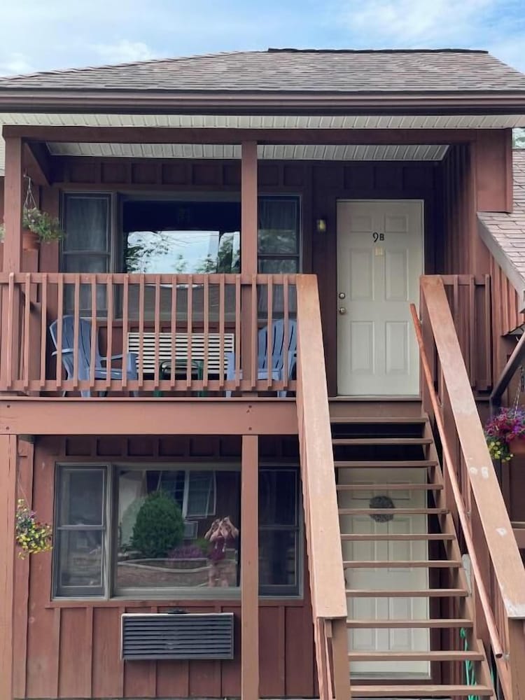 Mohican Resort Motel