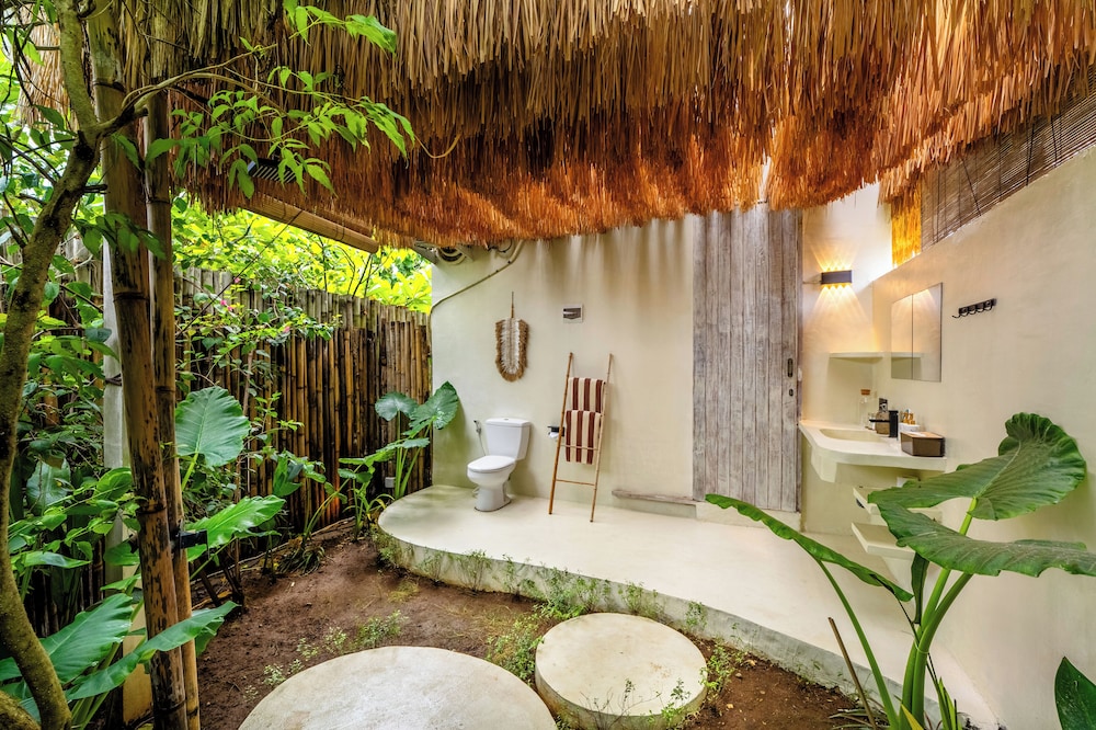 Villa Laguna by Pertama Management