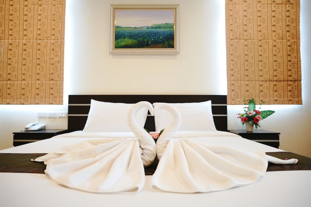 Tharakiree Place Hotel