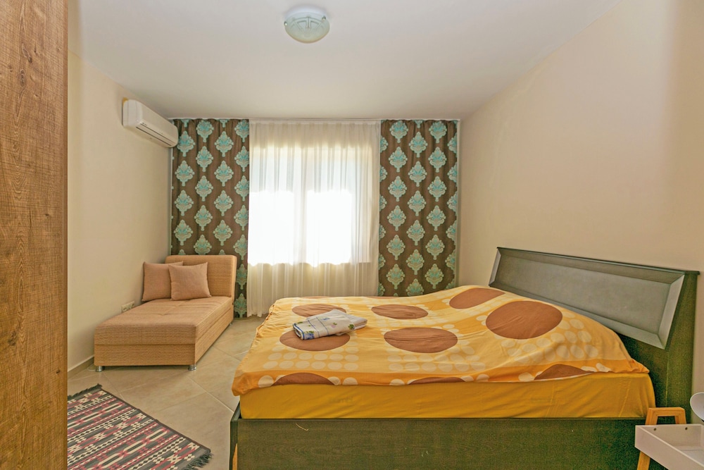 Paradise Town Villa Daisy view 3