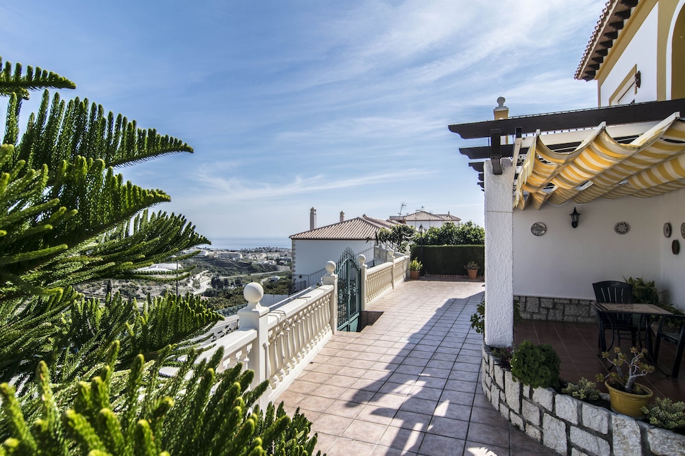 Casa Colina del Sol